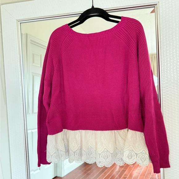 Signature8 Sweater - Picture 3 of 4